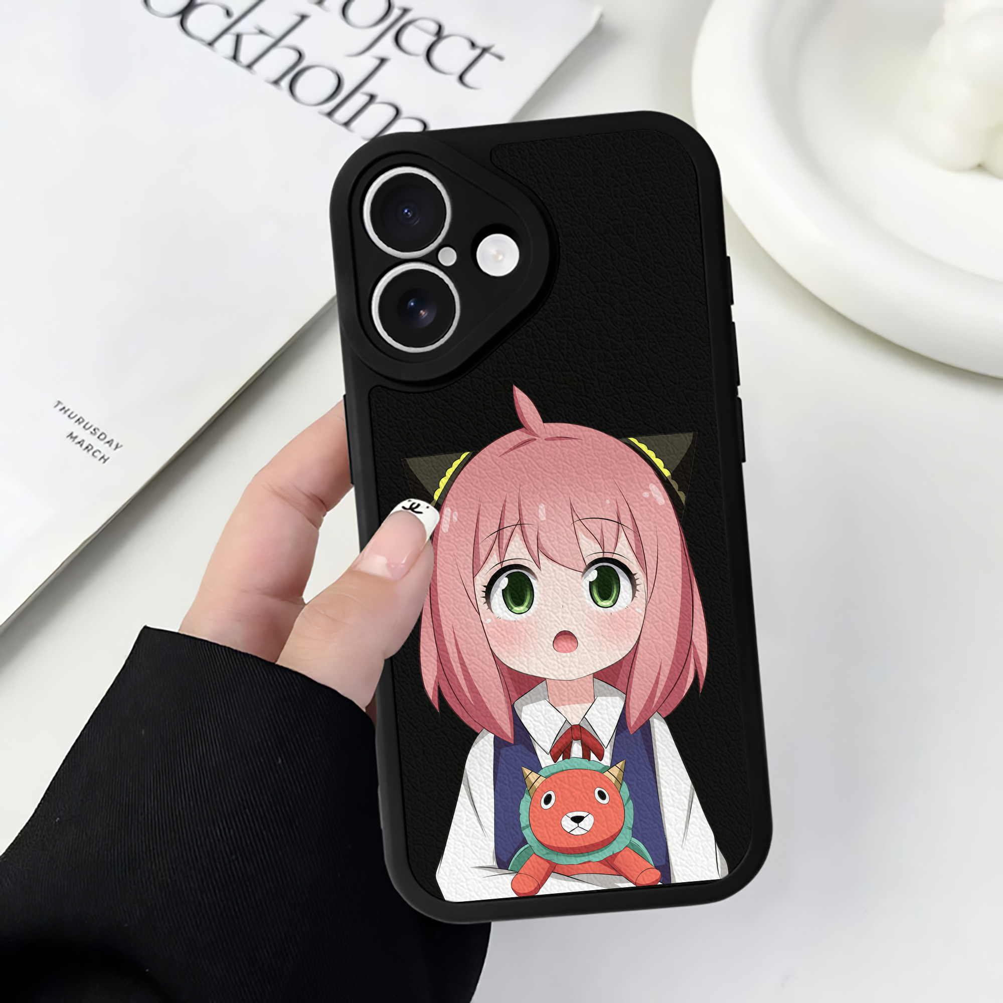 （画像用） SPY×FAMILY间谍家家酒 【iPhone 16シリーズ対応】シリコンスマホケース（レザー調） 材質：シリコン